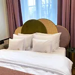 Sleepwell Boutique アパートホテル 4*