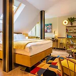 Sleepwell Boutique 4*