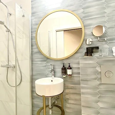 Sleepwell Boutique 4*