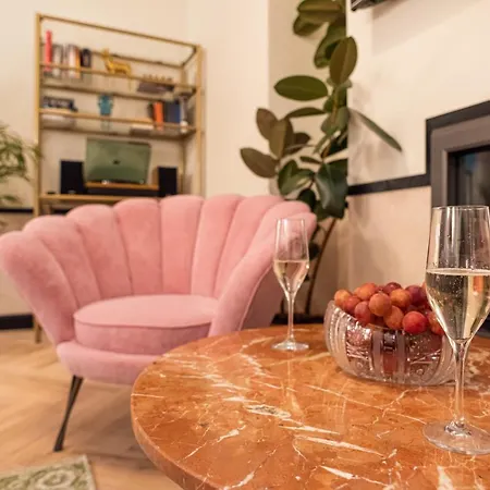 Sleepwell Boutique Aparthotel 4*